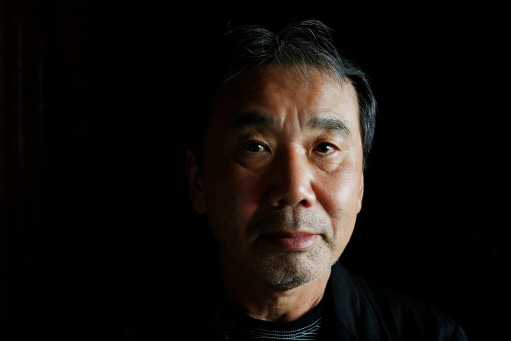 Haruki Murakami: “Işığa varmak için evvel karanlıktan geçmelisiniz”