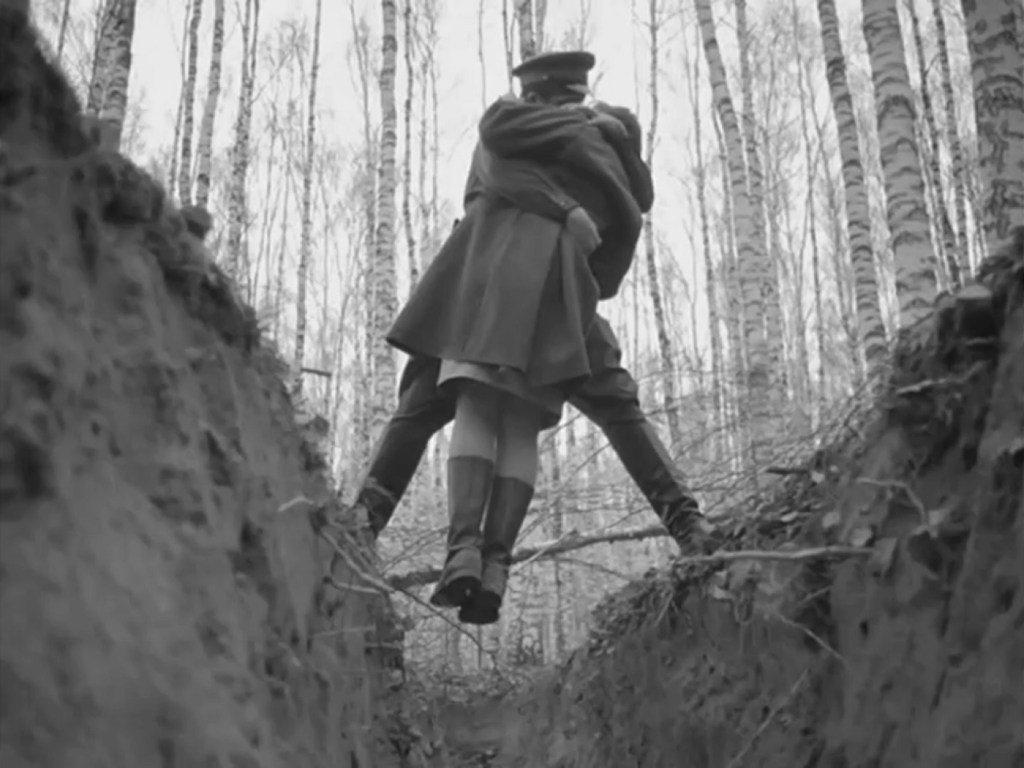 Ivan'ın Çocukluğu öpüşme sahnesi.